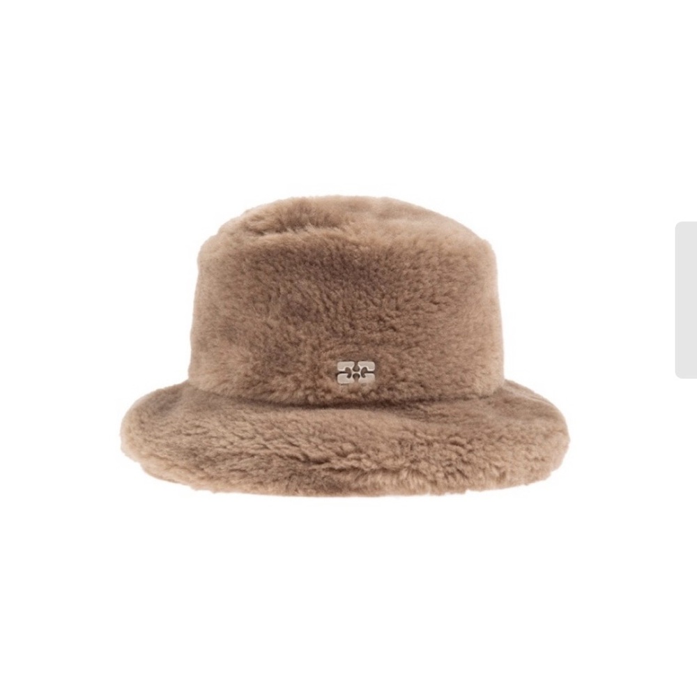 NWT Ganni Fluffy Bucket Hat